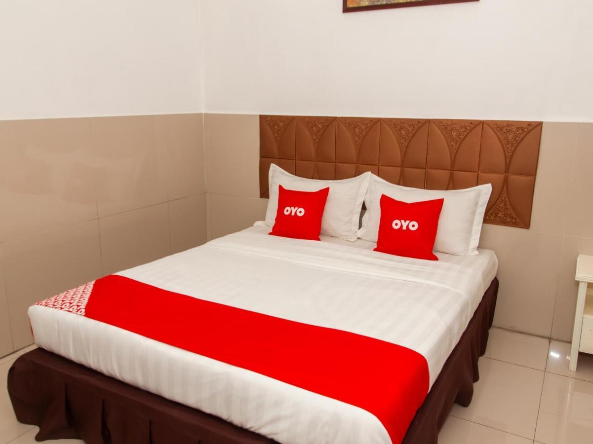 Oyo 89851 Leila Hotel SDK Exterior foto